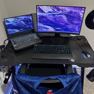 MSI GP65 Gaming Notebook